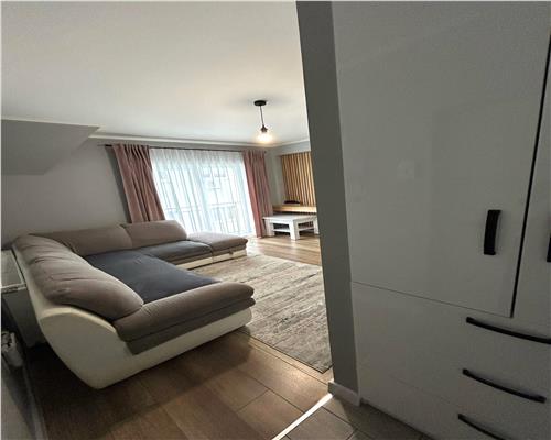 Apartament 3 camere loc parcare zona Selimbar
