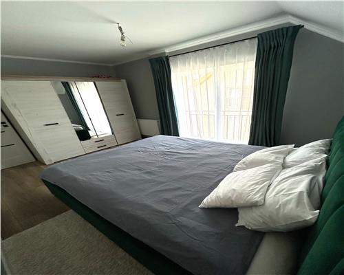 Apartament 3 camere loc parcare zona Selimbar