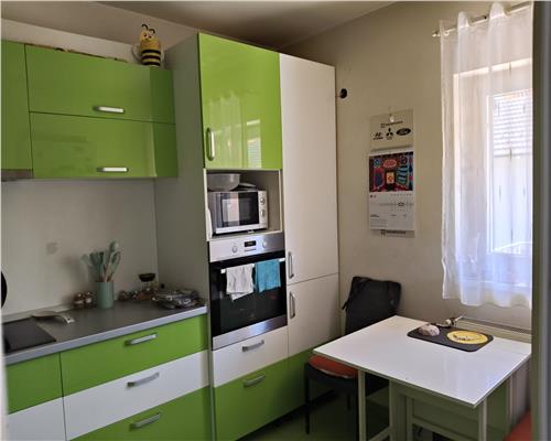 Apartament cu 4 camere 3 bai 2 terase si parcare in Arhitectilor