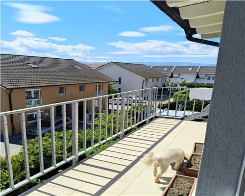 Apartament cu 4 camere 3 bai 2 terase si parcare in Arhitectilor