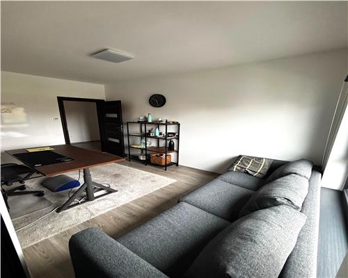 Apartament cu 3 camere balcon pe Calea Dumbravii