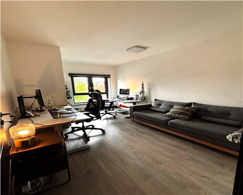 Apartament cu 3 camere balcon pe Calea Dumbravii