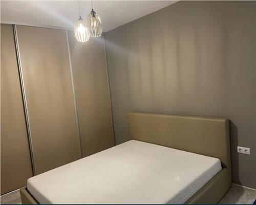 Apartament modern cu 3 camere cu terasa si loc parcare in zona Piata Cluj