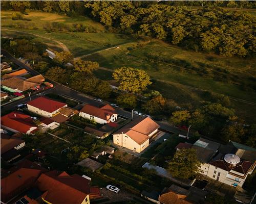 Vila pretabil investite cu suprafata utila 322 mp in zona Sub Arini