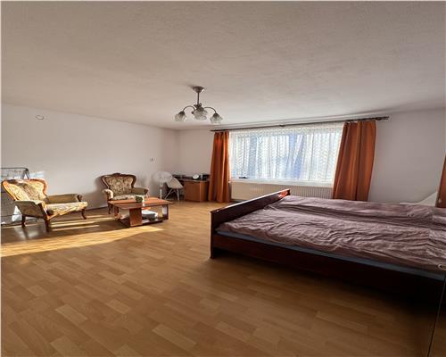 Vila pretabil investite cu suprafata utila 322 mp in zona Sub Arini