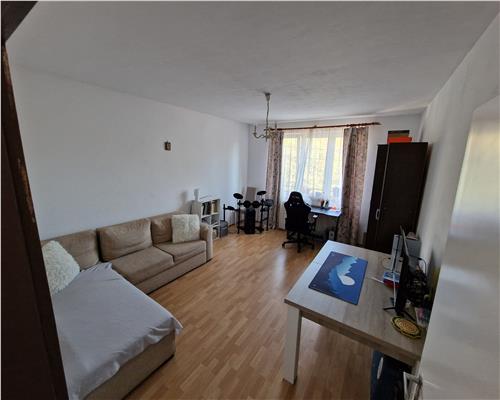 Vila pretabil investite cu suprafata utila 322 mp in zona Sub Arini