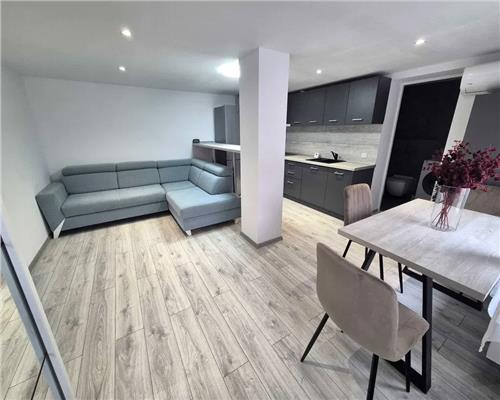 Apartament la casa 2 camere cu filigorie si terasa zona Piata Cluj