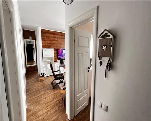 Apartament lux 3 camere 2 bai parcare si 2 balcoane in Selimbar
