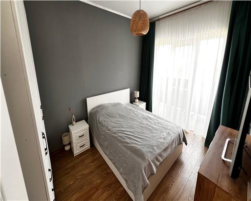Apartament lux 3 camere 2 bai parcare si 2 balcoane in Selimbar