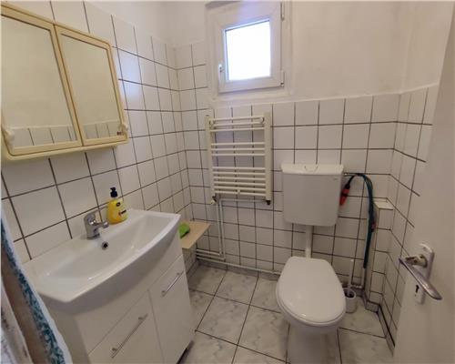 Apartament cu 4 camere 2 bai pe Mihai Viteazu