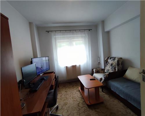 Apartament cu 4 camere 2 bai pe Mihai Viteazu