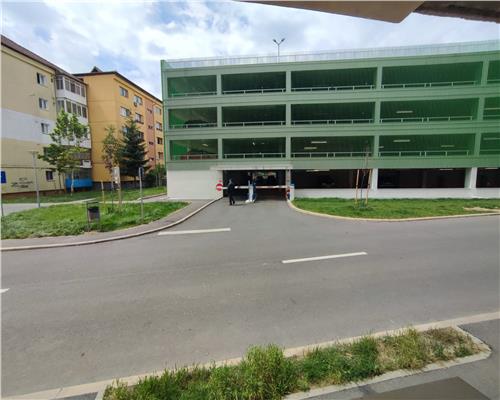 Apartament cu 4 camere 2 bai pe Mihai Viteazu