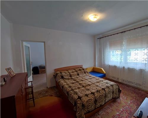 Apartament cu 4 camere 2 bai pe Mihai Viteazu