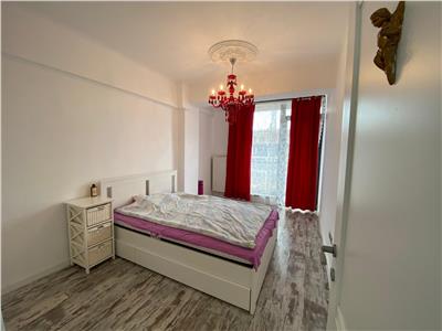 Apartament modern cu 3 camere si balcon pe Doamna Stanca