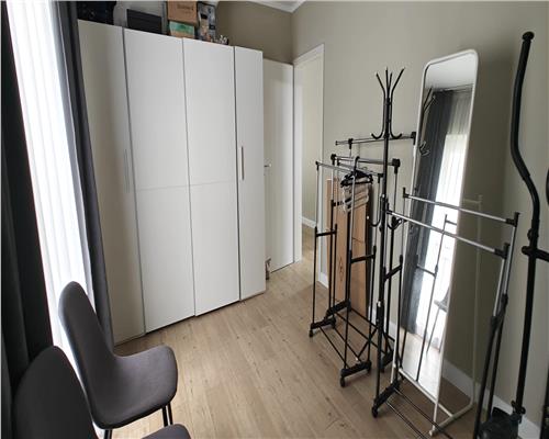 Apartament 3 camere loc parcare zona Selimbar