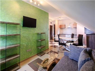 Apartament la vila cu 2 camere si parcare in zona Centrala