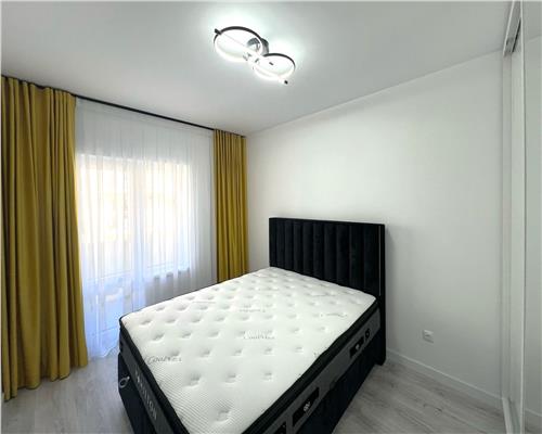 Apartament 3 camere balcon in zona Supeco 0% comision