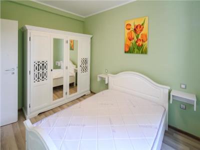 Apartament de lux la casa cu 3 camere si gradina in zona Trei Stejari