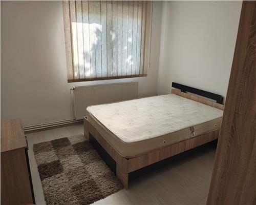 Apartament 2 camere decomandat in Strand