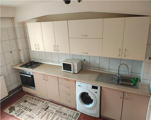 Apartament 2 camere decomandat in Strand