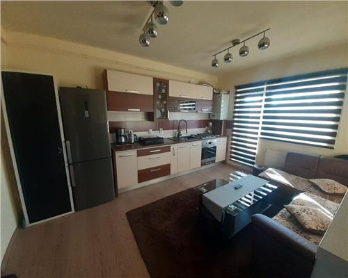 Apartament cu 2 camere baie cu geam si parcare in Selimbar