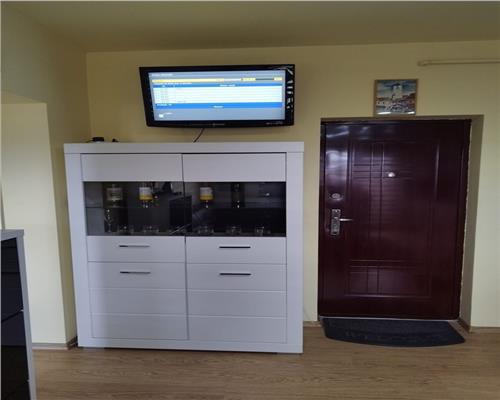 Apartament cu 2 camere baie cu geam si parcare in Selimbar