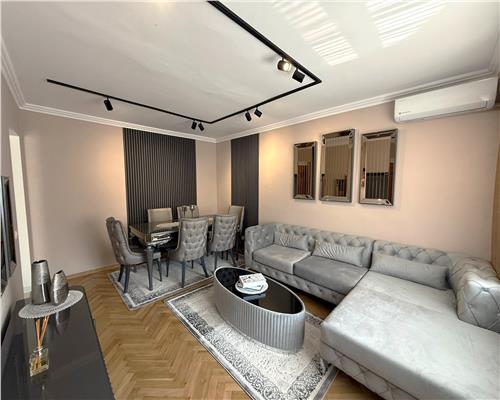 Apartament de lux 2 camere 2 balcoane pivnita in zona Sub Arini