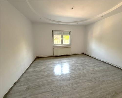 Casa 3 camere cu pivnita si teren 500 pretabila afacere pe Rahovei