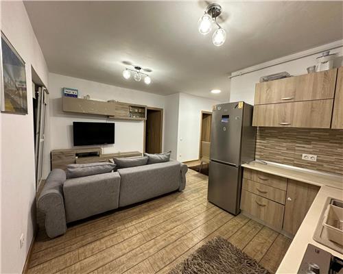 Apartament decomandat 2 camere etaj 1 si parcare in Arhitectilor
