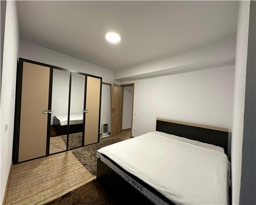 Apartament decomandat 2 camere etaj 1 si parcare in Arhitectilor