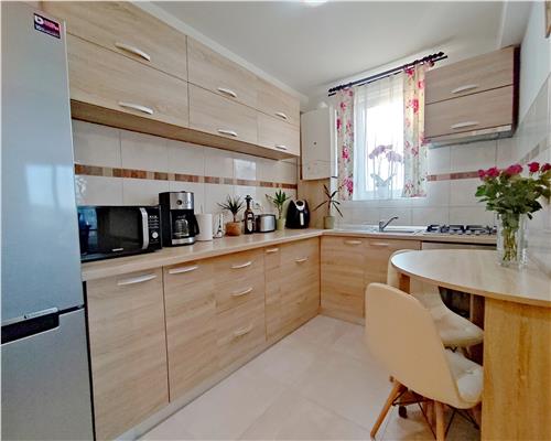 Apartament 2 camere cu balcon zona noul promenada mall