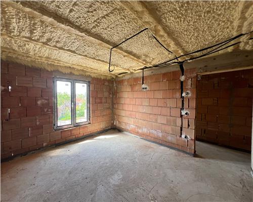 Casa individuala 4 camere 2 bai teren 500 mp la 8 km de Sibiu
