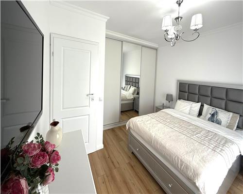 Apartament superb la vila cu 3 camere dressing etaj 1 si parcare Selimbar