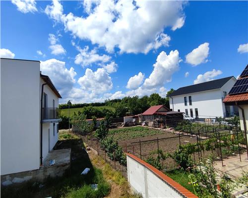 Casa construita cu 4 camere 2 bai in zona Calea Cisnadiei