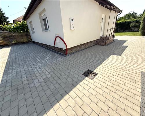 Casa 3 camere cu pivnita si teren 500 pretabila sediu firma Rahovei