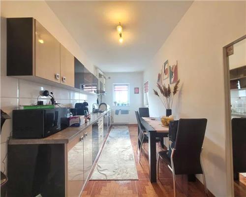 Apartament 2 camere cu terasa si loc de parcare zona Selimbar