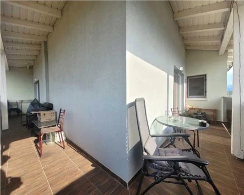 Apartament 2 camere cu terasa si loc de parcare zona Selimbar