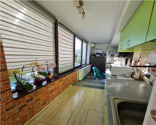 Apartament 3 camere cu balcon in Selimbar
