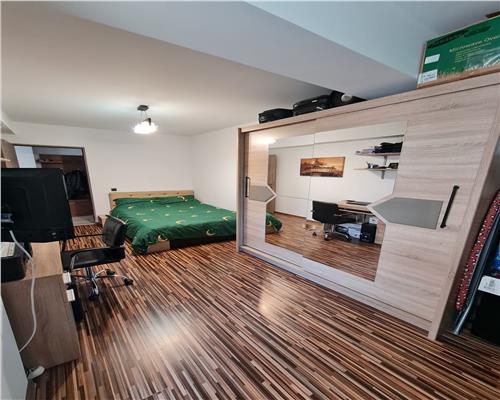 Apartament 3 camere cu balcon in Selimbar