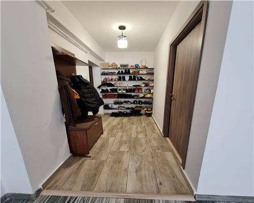 Apartament 3 camere cu balcon in Selimbar