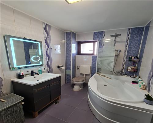 Apartament 3 camere cu balcon in Selimbar