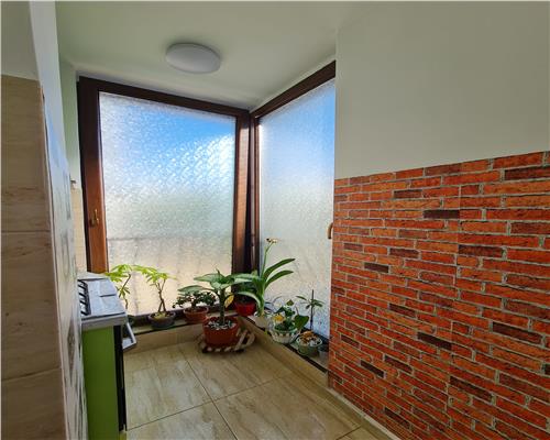 Apartament 3 camere cu balcon in Selimbar