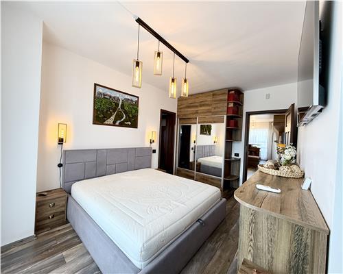 Penthouse cu 4 camere 2 bai terasa si parcare zona Kogalniceanu
