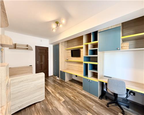 Penthouse cu 4 camere 2 bai terasa si parcare zona Kogalniceanu