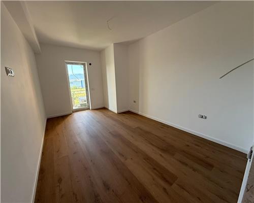 Apartament nou  2 camere cu terasa si parcare in Cristian