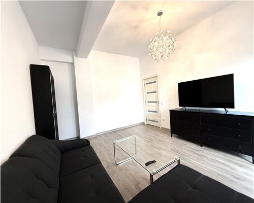 Apartament modern 2 camere decomandat 2 balcoane si parcare zona Doamna Stanca