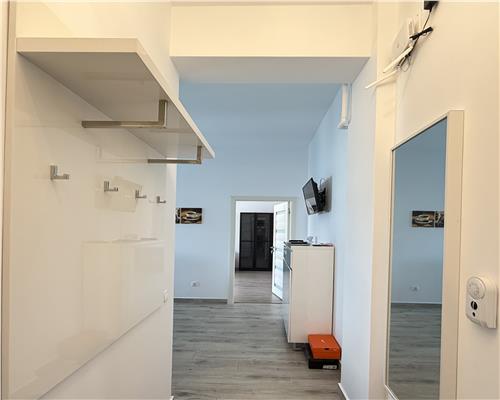 Apartament modern 2 camere decomandat 2 balcoane si parcare zona Doamna Stanca