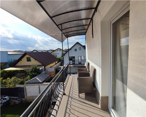 Apartament modern 3 camere balcon si parcare zona Calea Cisnadiei