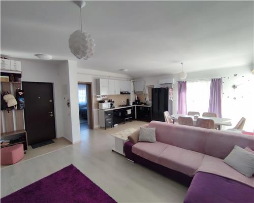 Apartament modern 3 camere balcon si parcare zona Calea Cisnadiei