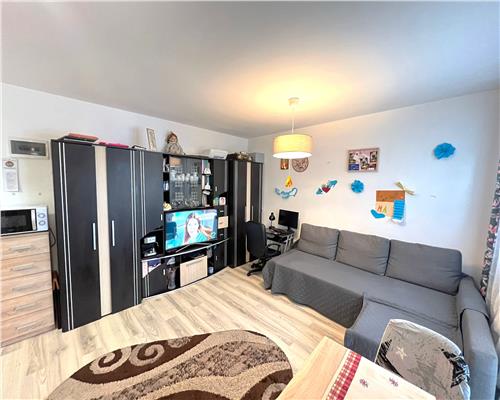 Apartament modern mobilat cu 2 camere balcon mare in Turnisor